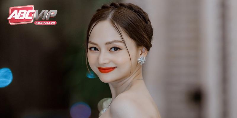 Sự nghiệp ấn tượng của CEO Tiên Hà